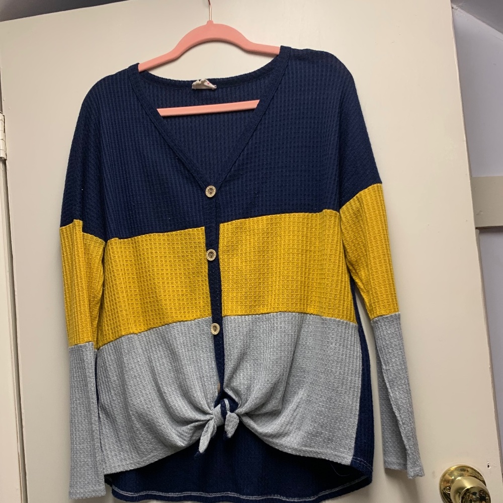 Long sleeve color block tie front top nanamacs